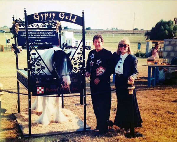 Dennis og Cindy Thompson i de første dage sammen med The Gypsy King.